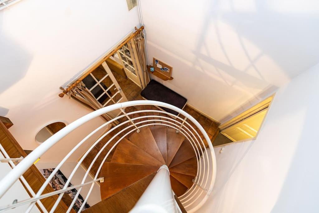 Anna-Maria : Grand Appartement 10 Personnes+Parking Prive -Actif+ Location- Marseille Bagian luar foto